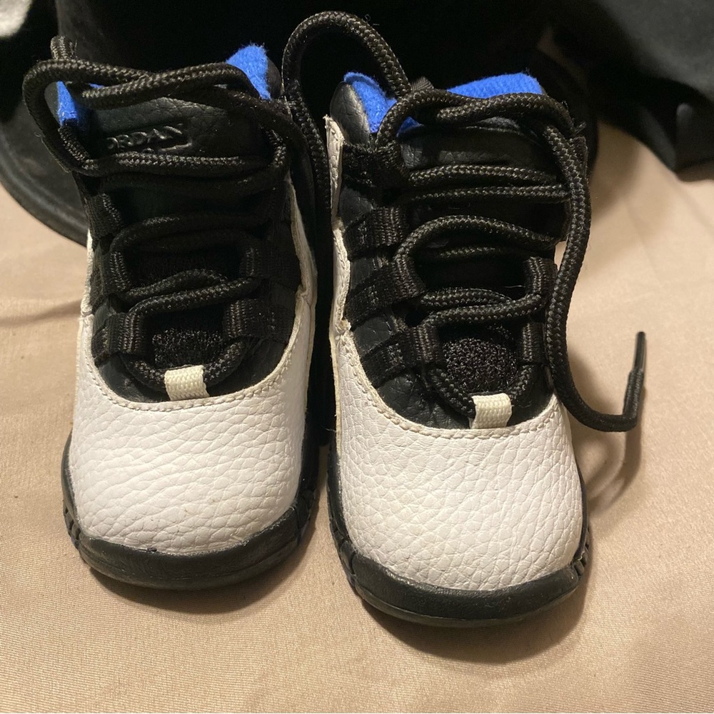 Jordan shoe - Picture 3 of 3